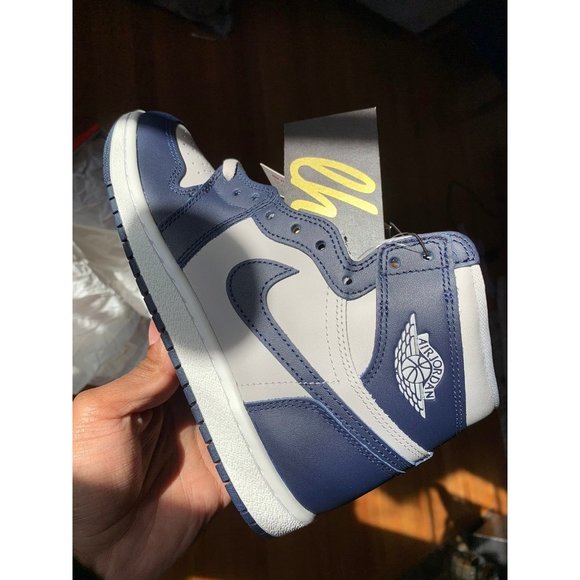 Sz 9.5 Air Jordan 1 Retro High '85 Georgetown - Picture 9 of 10